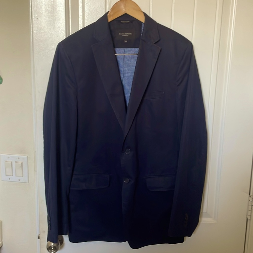 Banana Republic Men’s Blazer Suit Jacket 2 Button (42L) lightly worn, no damage